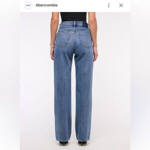 Abercrombie & Fitch Women's High Rise Loose Jeans in Classic Blue